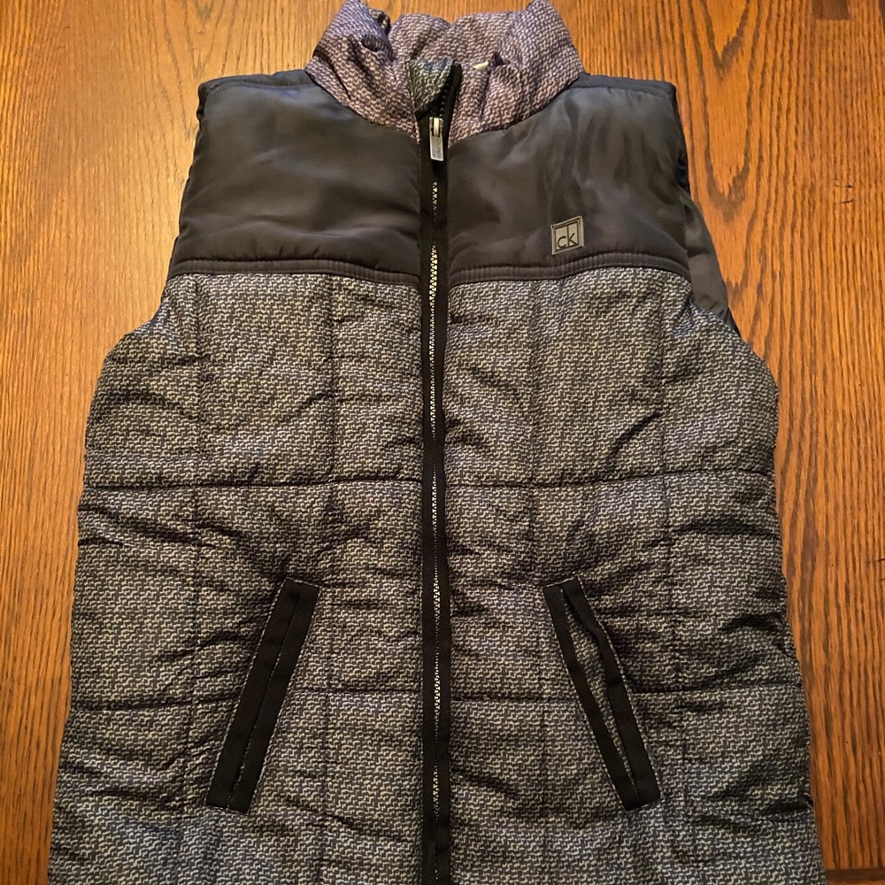 Boys Calvin Klein zip up vest, size 7